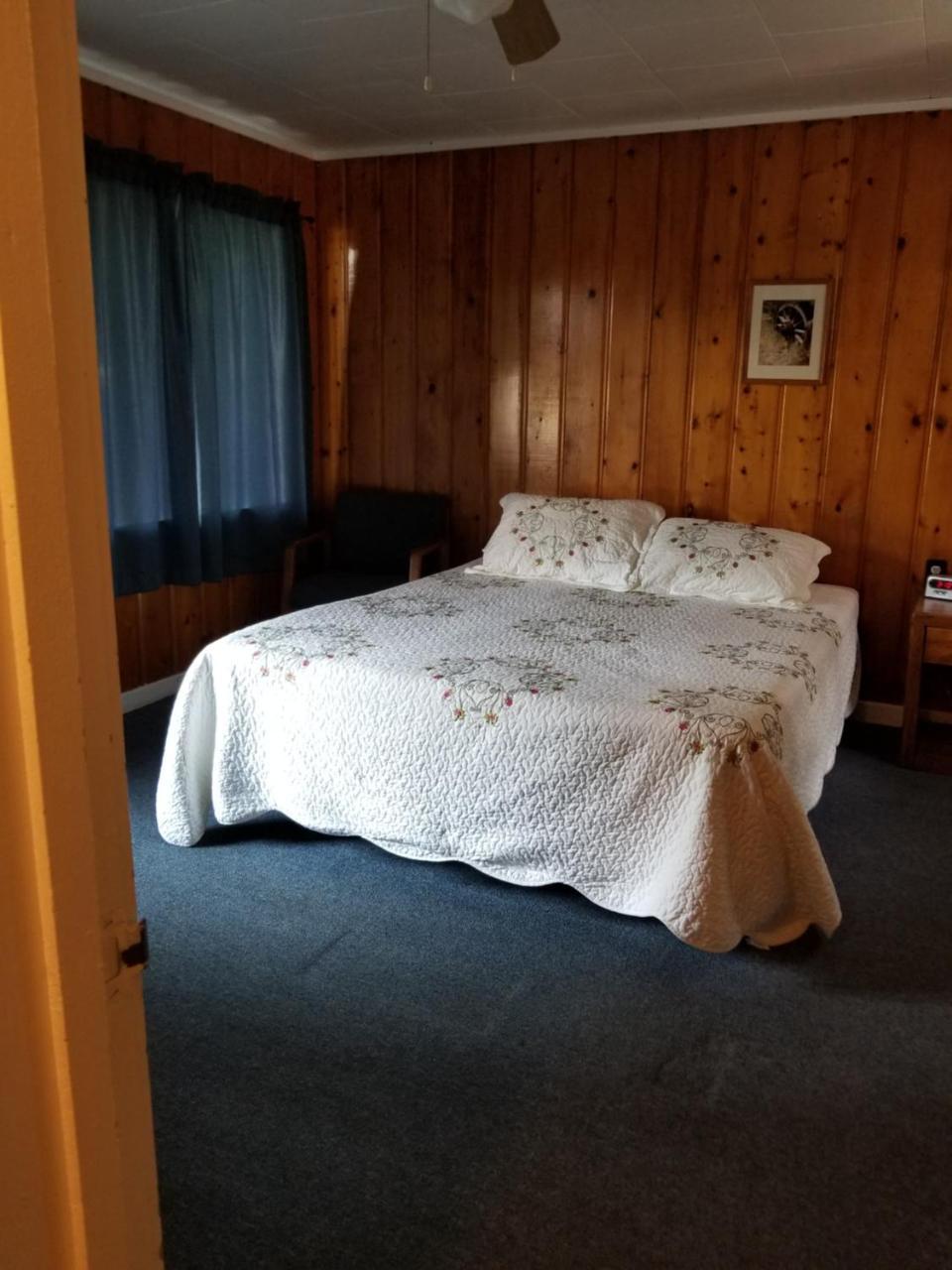 Little River Motel Saint Regis St. Regis Exterior foto