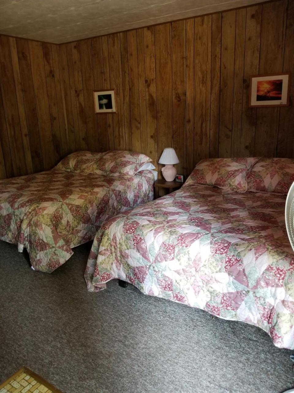 Little River Motel Saint Regis St. Regis Exterior foto